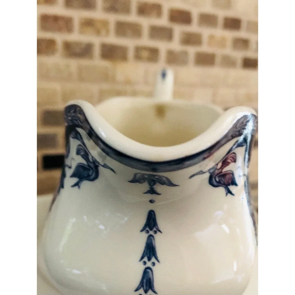 The Royal Palaces by‎ Rosina-Queens Gravy Boat White with Blue Cherub Design